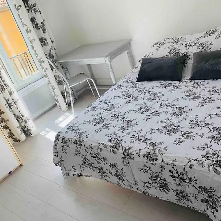 Night At La Nicoise - 6 Per Appartement *